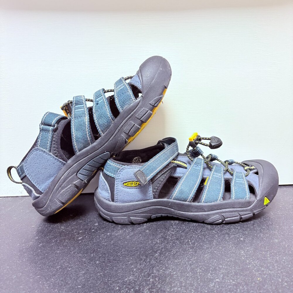 Keen Newport H2 Kids Blue Sandals Size 4